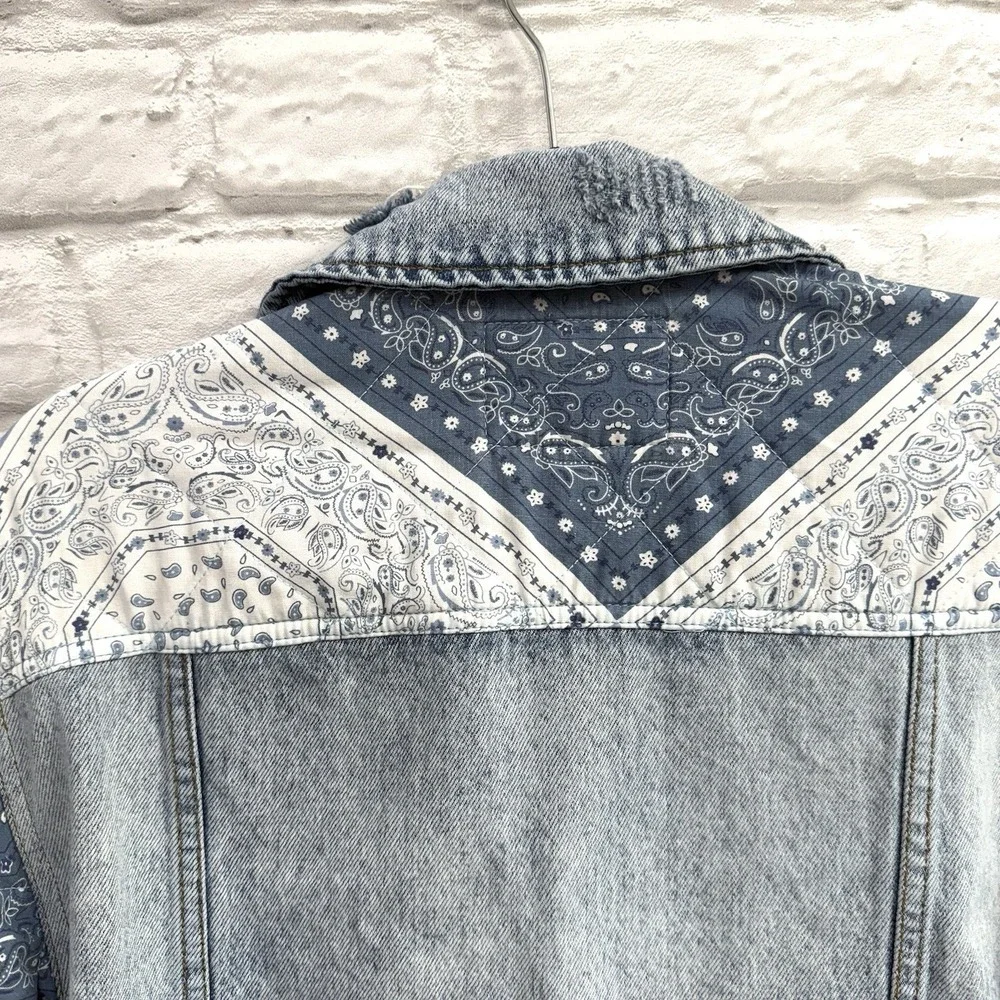 BlankNYC Anthropology Ladies Distressed Denim Blue Jean Jacket Size XS Patchwork